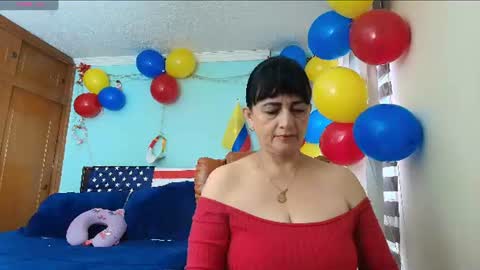Isabeel Sofia online show from June 21, 11:57 am