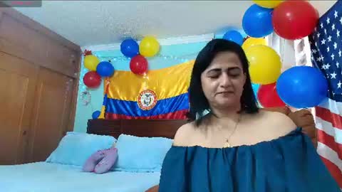 Isabeel Sofia online show from June 25, 2:43 pm