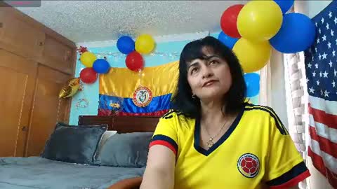 Isabeel Sofia online show from July 7, 6:34 pm