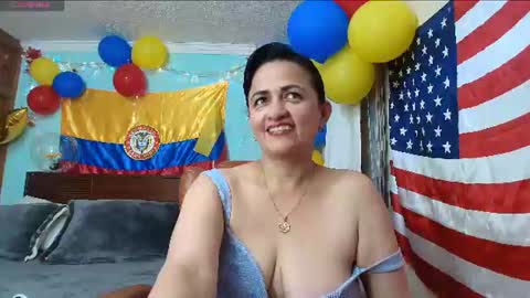 Isabeel Sofia online show from July 11, 12:13 am