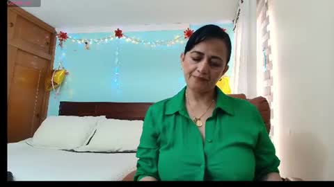 Isabeel Sofia online show from July 18, 7:28 pm
