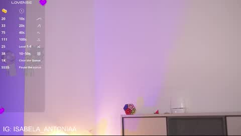    online show from October 15, 12:27 pm