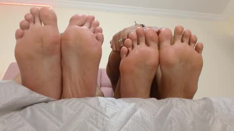 I S A online show from October 15, 3:12 pm