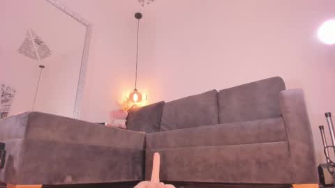 Snapshot of isabela_franco_ chatting on October 1, 12:22 pm Isabela online show from October 1, 12:22 pm