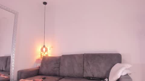 Snapshot of isabela_franco_ chatting on October 6, 12:02 pm Isabela online show from October 6, 12:02 pm