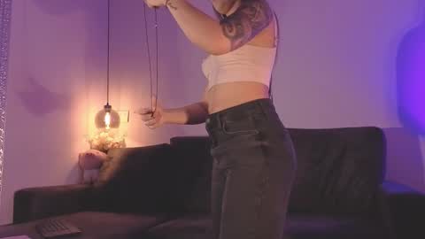 Isabela online show from March 26, 11:49 am