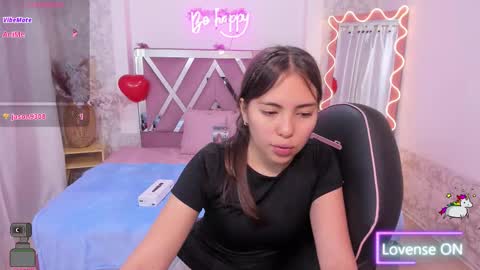 ISABELA  online show from February 17, 11:40 am