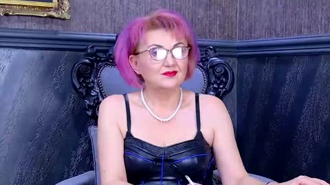 Isabella Conte online show from January 9, 3:15 am