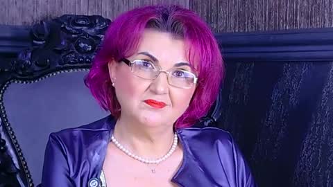 Isabella Conte online show from May 10, 3:39 pm
