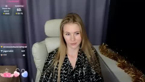 isabelallen online show from December 20, 1:22 pm