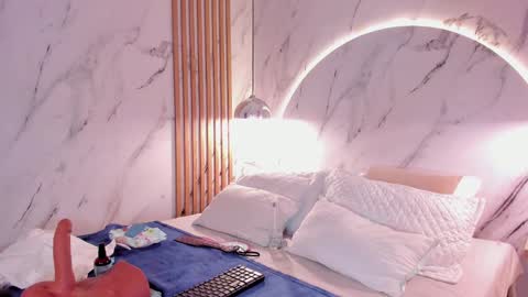 isabelastefano online show from November 6, 2:01 am