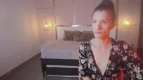 IsabelFernandez online show from October 19, 3:07 am