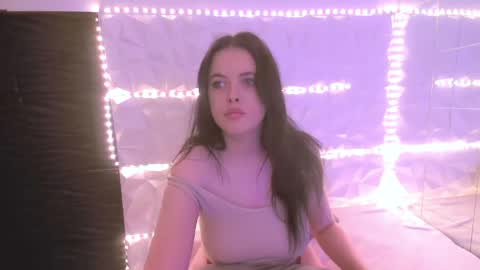 Snapshot of isabell3_ chatting on May 27, 4:42 am Isabelle online show from May 27, 4:42 am
