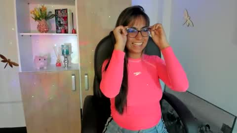 Isabella22 1 online show from February 19, 12:11 pm