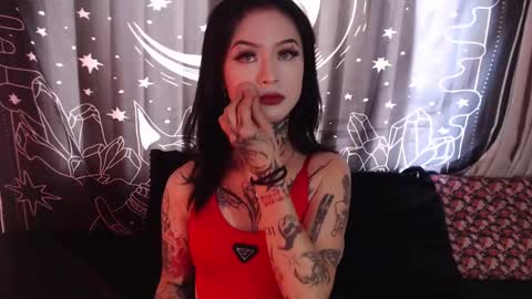    online show from January 9, 7:40 pm