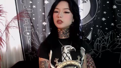    online show from January 30, 8:21 pm