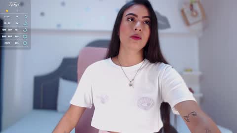 Isa  online show from December 26, 4:04 pm