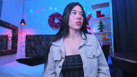 isabella dl online show from December 3, 12:06 pm