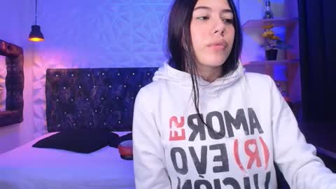 isabella dl online show from January 9, 12:09 pm