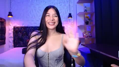 isabella dl online show from January 12, 12:12 pm