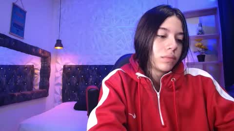 isabella dl online show from January 18, 12:04 pm