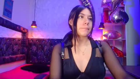 isabella dl online show from September 9, 12:05 pm