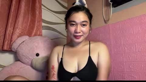 Snapshot of isabella_ember chatting on September 18, 9:28 pm Your Isabella online show from September 18, 9:28 pm