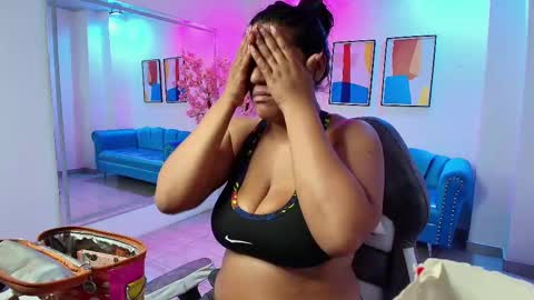 Isabella online show from September 12, 3:50 am