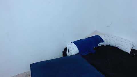 Snapshot of isabella_hots chatting on March 21, 11:59 am estefania online show from March 21, 11:59 am