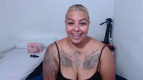  estefania online show from June 26, 1:59 pm