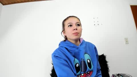 Snapshot of isabella_jaramillo chatting on October 19, 12:17 pm isabella_jaramillo online show from October 19, 12:17 pm
