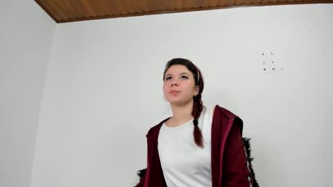 isabella_jaramillo online show from October 30, 12:17 pm