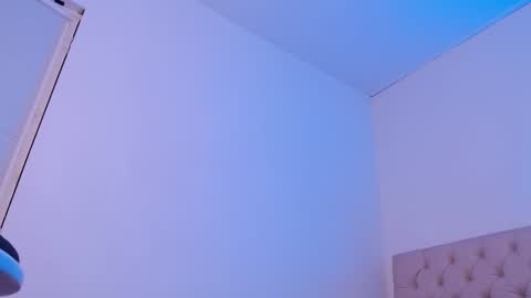 isabella_jazz online show from December 24, 9:44 pm