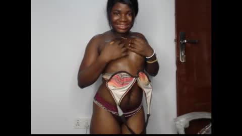 Snapshot of isabella_love7 chatting on March 12, 6:14 pm isabella online show from March 12, 6:14 pm