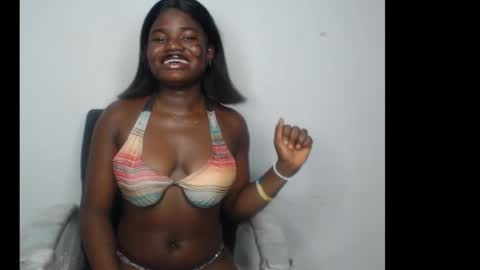 Snapshot of isabella_love7 chatting on March 20, 6:57 pm isabella online show from March 20, 6:57 pm