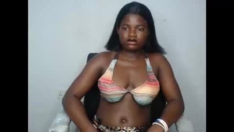 Snapshot of isabella_love7 chatting on March 24, 6:46 pm isabella online show from March 24, 6:46 pm