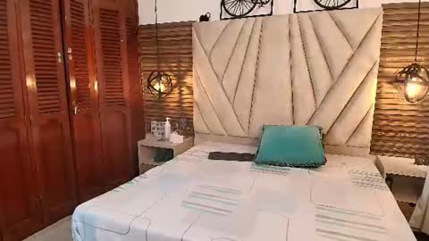 isabella_luxet online show from July 6, 1:08 pm