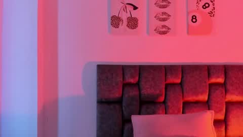 Snapshot of isabella_moon9 chatting on March 28, 12:05 pm Isabella Moon9 online show from March 28, 12:05 pm