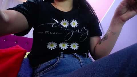 Snapshot of isabella_nice_ chatting on September 8, 2:16 pm abby online show from September 8, 2:16 pm