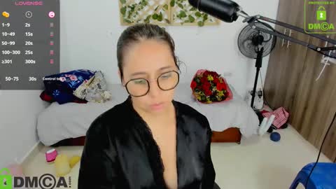 Snapshot of isabella_sweett_ chatting on November 26, 9:38 pm Isabella online show from November 26, 9:38 pm
