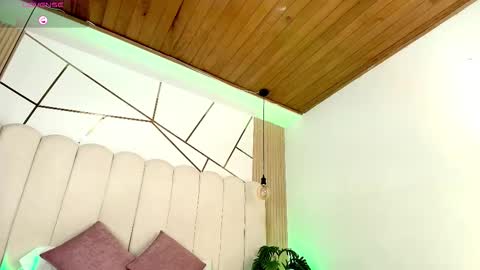 Snapshot of isabella_wills01 chatting on March 21, 1:16 pm ISABELLA WILLS online show from March 21, 1:16 pm