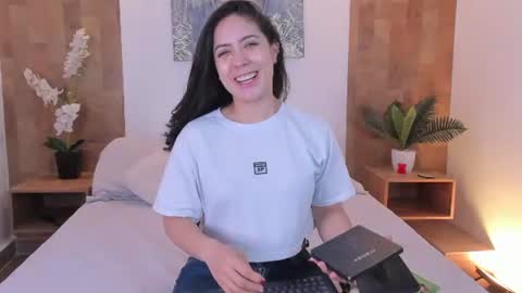 isabella_winkler online show from June 15, 12:07 pm