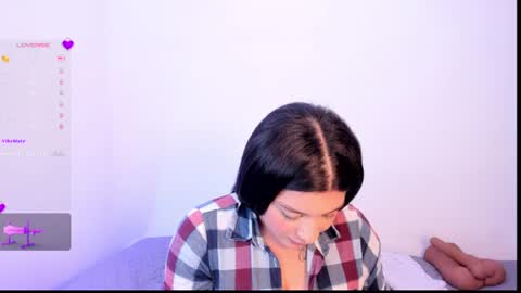isabellaa_1 online show from July 25, 3:37 am