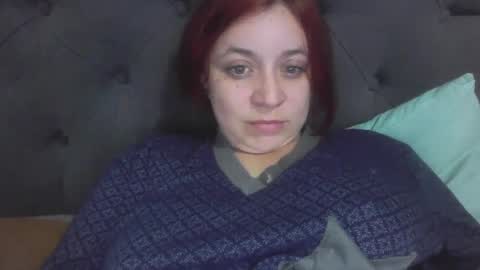 Snapshot of isabellaa_hills_ chatting on October 3, 2:03 pm isabellaa_hills_ online show from October 3, 2:03 pm