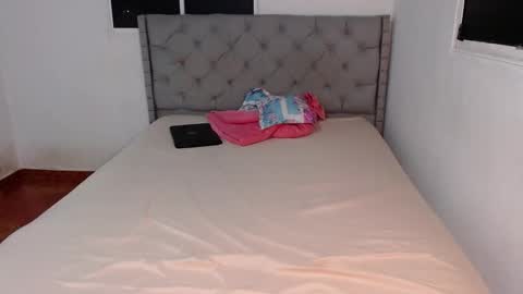 IM ISABELLA online show from October 12, 12:42 am