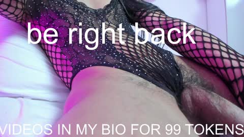 Bella B  -JOIN FREE  online show from December 20, 5:25 am