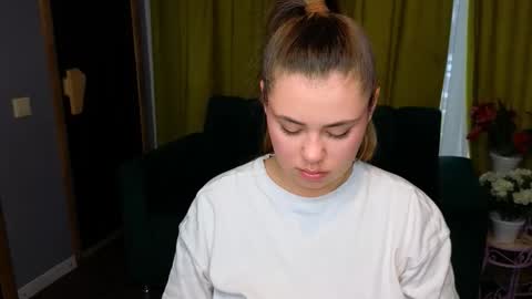 isabellabler online show from February 13, 12:45 pm