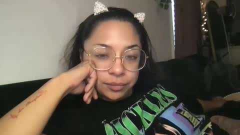 isabellaelizabeth online show from June 6, 10:47 pm