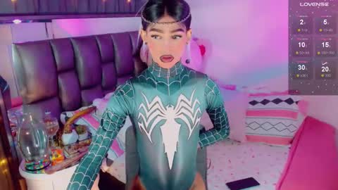 isabellagirs online show from February 19, 6:20 am
