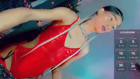 isabellagirs online show from March 17, 9:34 am